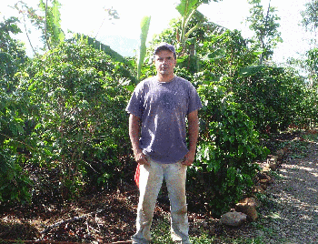 Javier Meza -Finca Montes de Oro. Beneficio La Cabana